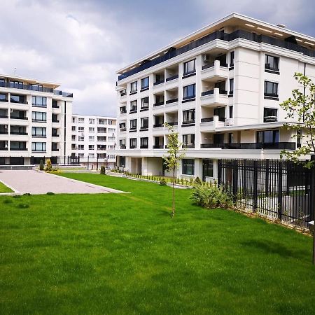 Business And Leisure Apartments In Mladost 2 With Free Garage صوفيا المظهر الخارجي الصورة