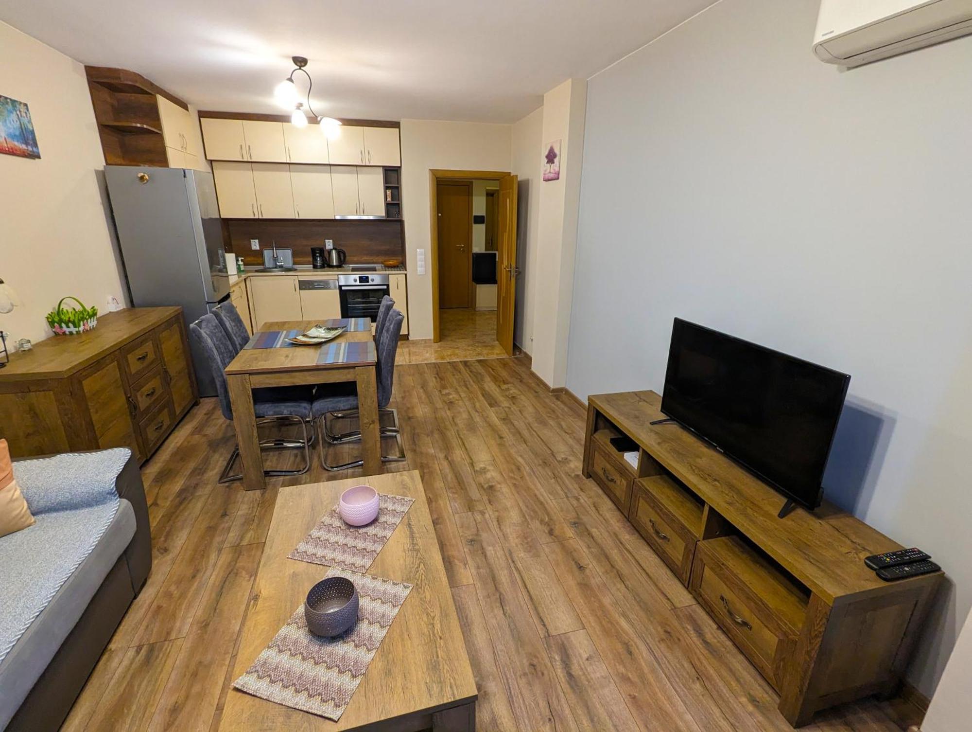 Business And Leisure Apartments In Mladost 2 With Free Garage صوفيا المظهر الخارجي الصورة