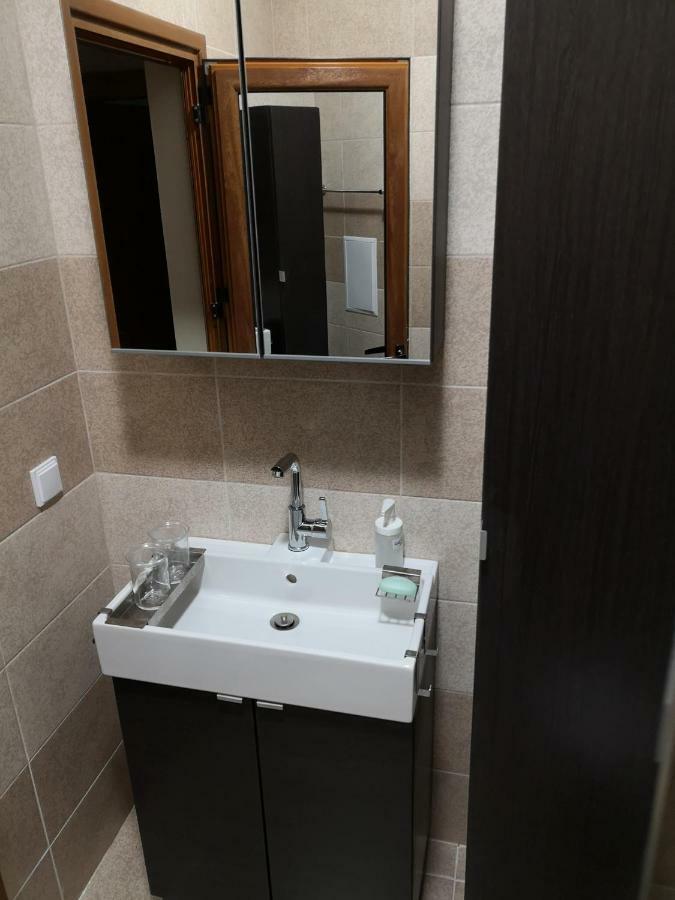 Business And Leisure Apartments In Mladost 2 With Free Garage صوفيا المظهر الخارجي الصورة